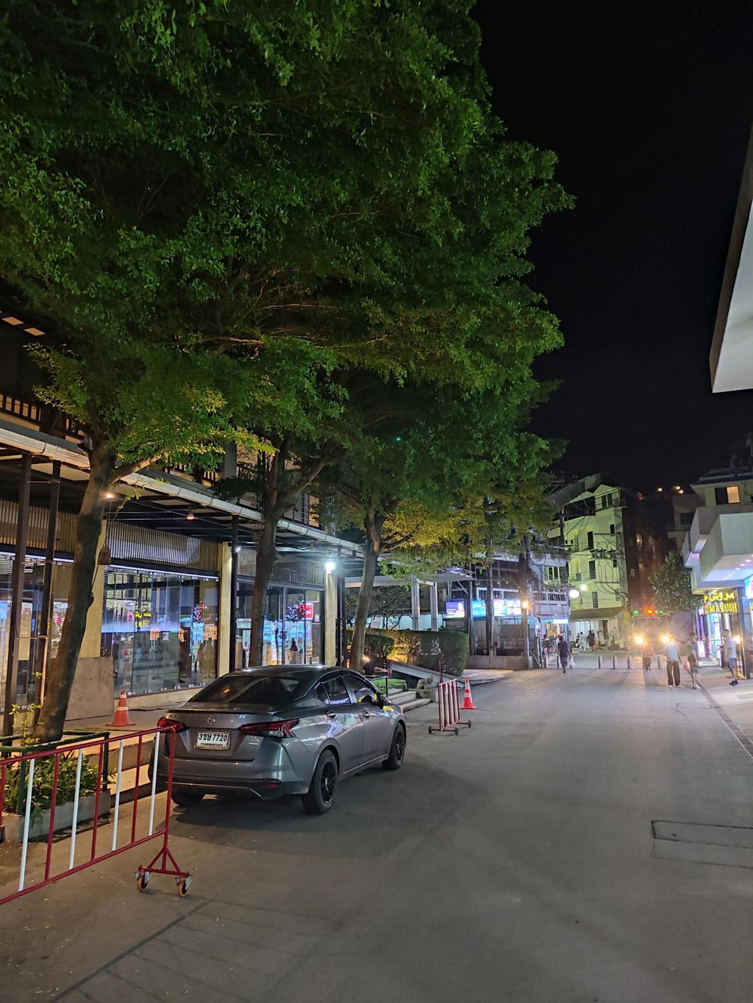 Sea Beach Paradise Patong Exterior photo