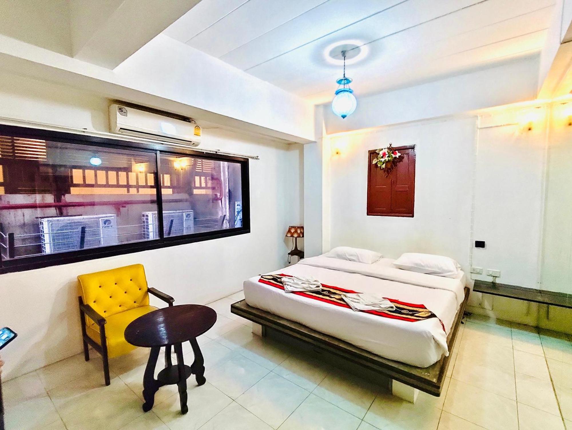 Sea Beach Paradise Patong Exterior photo