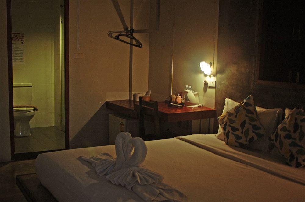 Sea Beach Paradise Patong Exterior photo